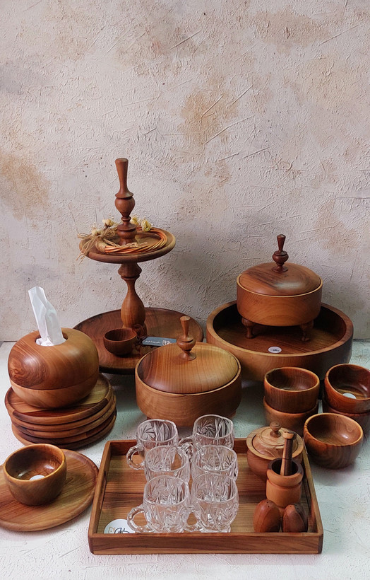 سرویس پذیرایی چوبی ۶نفره طرح عروس